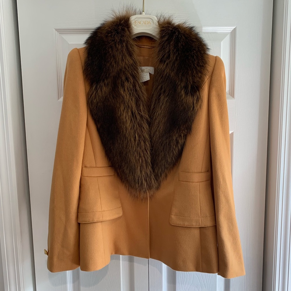 Escada 2 piece suit Margaretha Ley with REAL Fur - Picture 1 of 8